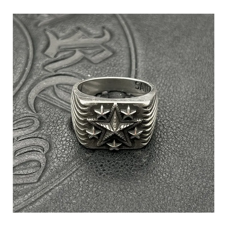 Trendy Thai Silver Retro Seal Full Star Ring Five-pointed Star Domineering Ring Niche High-end Men's Medieval
Trendy Thai Silver Retro Seal Full Star Ring Five-pointed Star Domineering Ring Niche High-end Men's Medieval