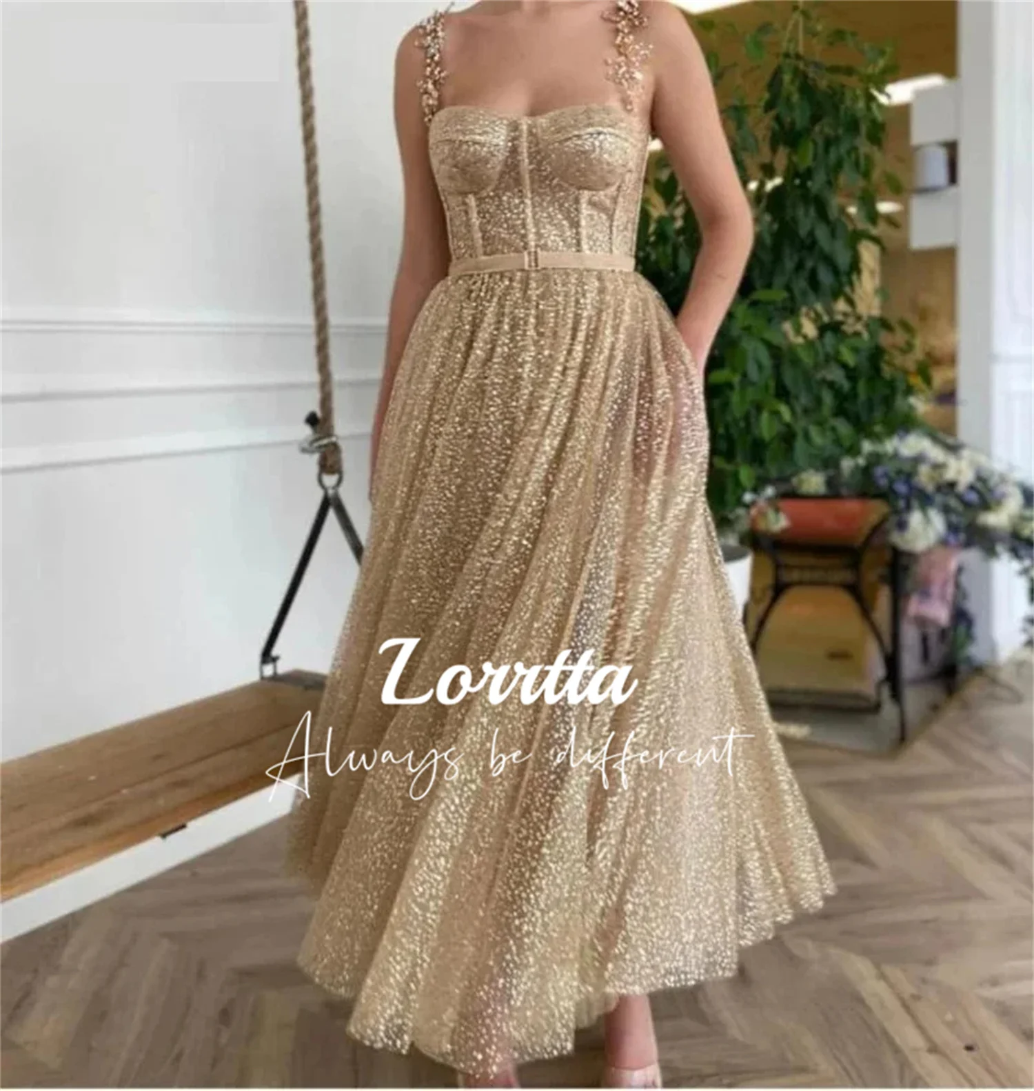 Lorrtta Gold Sequin Tulle Beaded Long Ball Gown A-line Ankle Length Party Dress Plus Size فساتين مناسبة رسمية سهرة فخمه 2023
Lorrtta Gold Sequin Tulle Beaded Long Ball Gown A-line Ankle Length Party Dress Plus Size فساتين مناسبة رسمية سهرة فخمه 2023