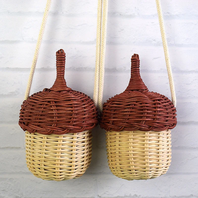 Storage Basket Hand-woven Acorn-shaped Round Crossbody Rattan Bag Retro Style Bucket Woven Shoulder Bag with Lid
Storage Basket Hand-woven Acorn-shaped Round Crossbody Rattan Bag Retro Style Bucket Woven Shoulder Bag with Lid