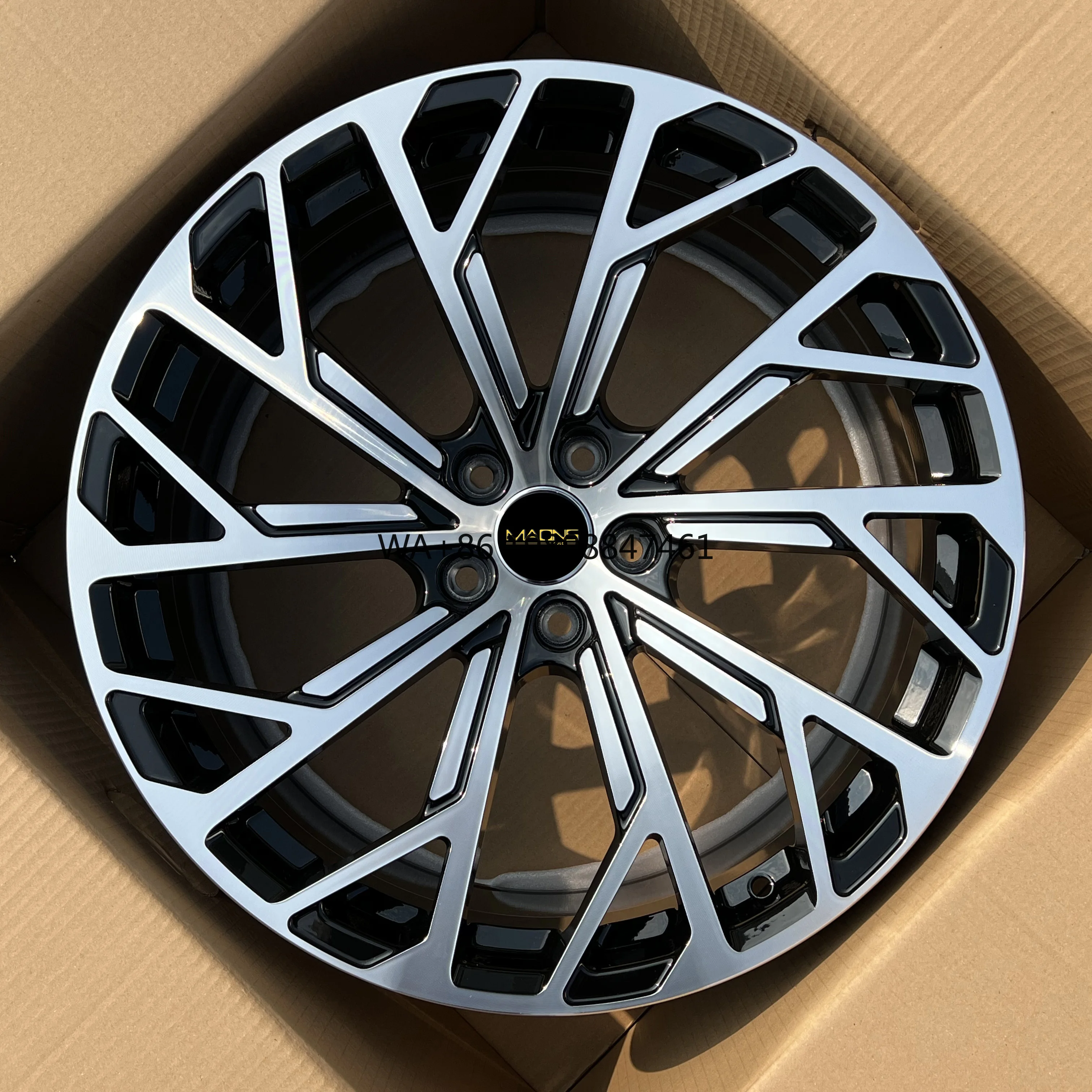 REP 6128F 19X9.0 20X9.0 5-112 Black Machine Face Multi Spokes Aluminium Alloy Car Forged Wheel in Stock Rims for AUDI S8
REP 6128F 19X9.0 20X9.0 5-112 Black Machine Face Multi Spokes Aluminium Alloy Car Forged Wheel in Stock Rims for AUDI S8