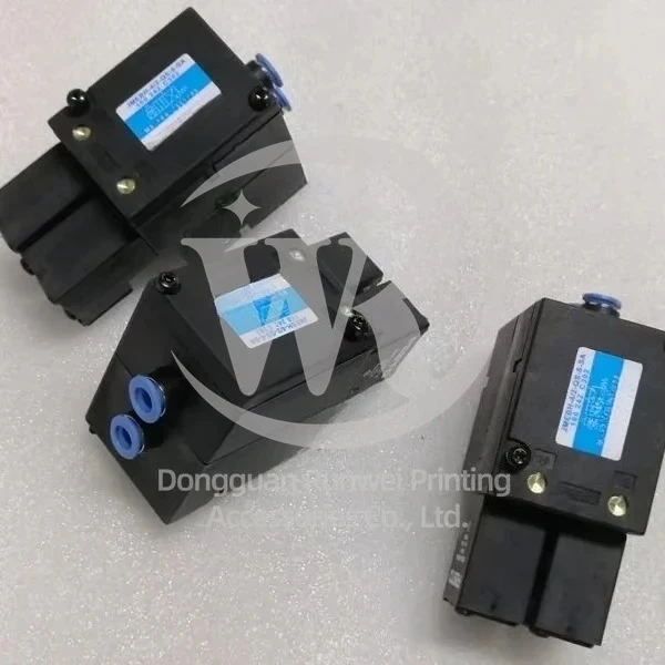 Heidelberg M2.184.1131 Solenoid Double Valve JMEBH-4/2-QS-6-SA M2.184.1131 / 05 Suit for Heidelberg Printing Machine Spare Part
Heidelberg M2.184.1131 Solenoid Double Valve JMEBH-4/2-QS-6-SA M2.184.1131 / 05 Suit for Heidelberg Printing Machine Spare Part
