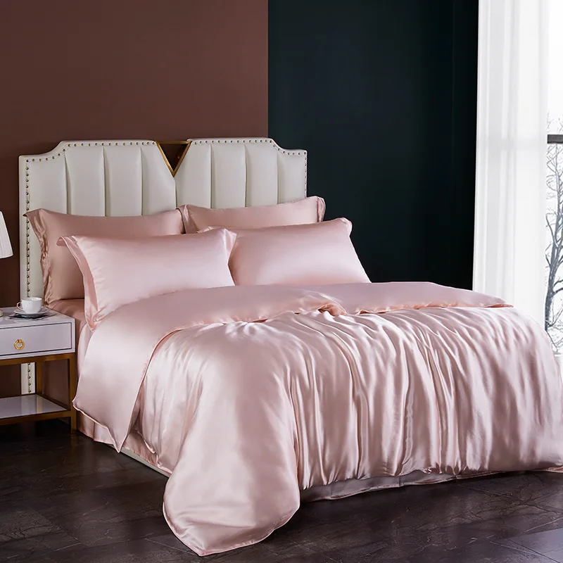 100% Mulberry Silk Four Piece Set Heavy Duty Thick Silk Quilt Cover Light Luxury Solid Color Wedding Bedding
100% Mulberry Silk Four Piece Set Heavy Duty Thick Silk Quilt Cover Light Luxury Solid Color Wedding Bedding