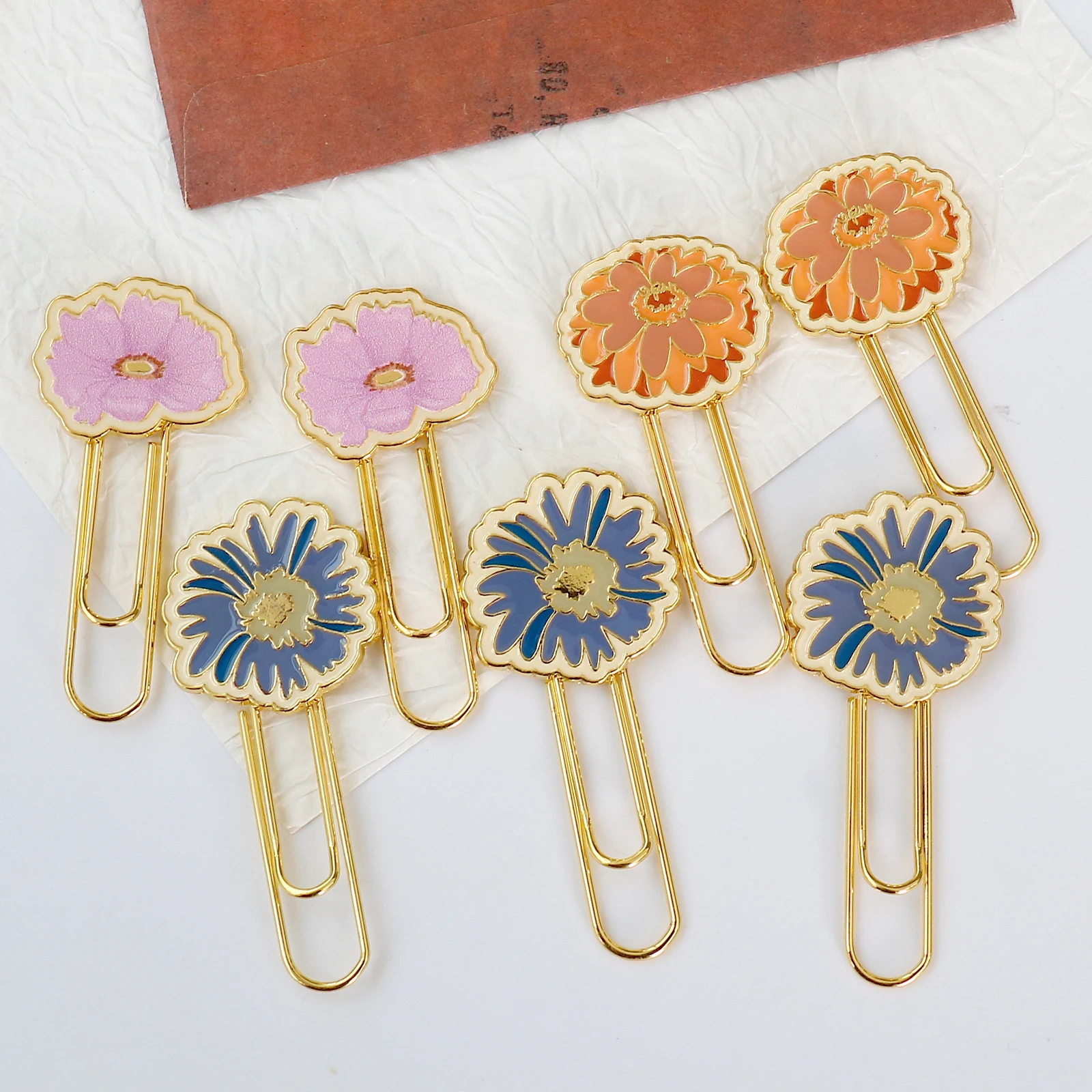 3 PCS flower Paper Clips Metal Paperclip Large Size Paper Clip Cute Bookmark Colorful Office Supplies Present
3 PCS flower Paper Clips Metal Paperclip Large Size Paper Clip Cute Bookmark Colorful Office Supplies Present