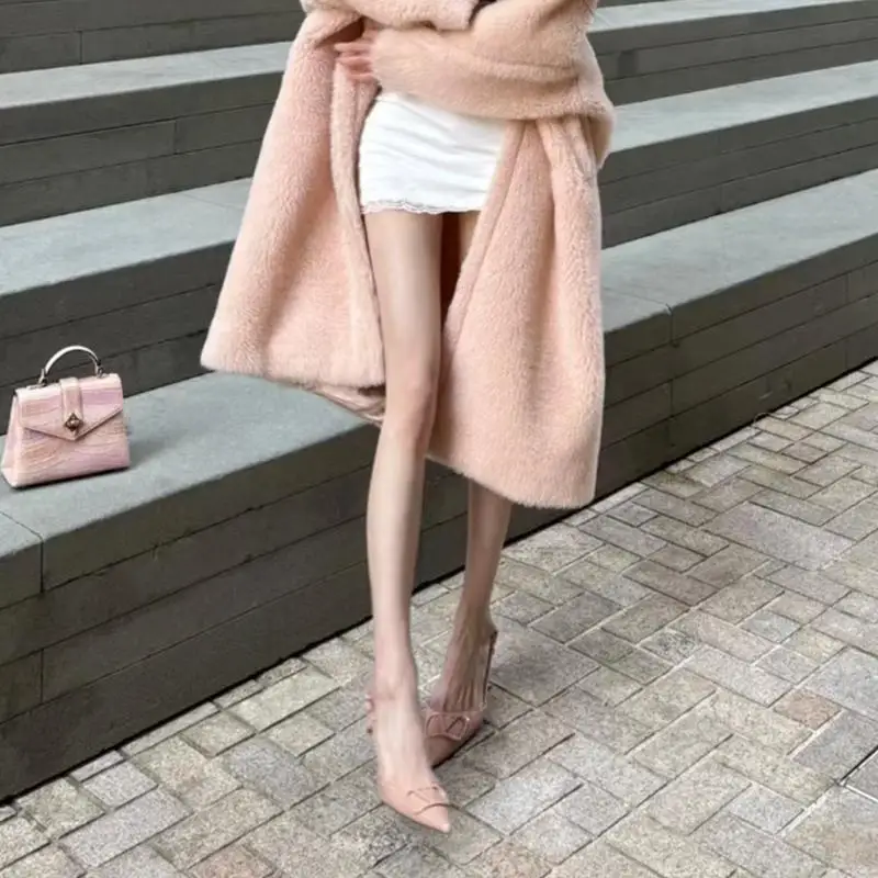 Elegant Naked Color Patent Leather High Heels Sandals Women's Shoes V-Notch Hollow out Design Thin Heel Fashionable Casual Fo...
Elegant Naked Color Patent Leather High Heels Sandals Women's Shoes V-Notch Hollow out Design Thin Heel Fashionable Casual Fo...