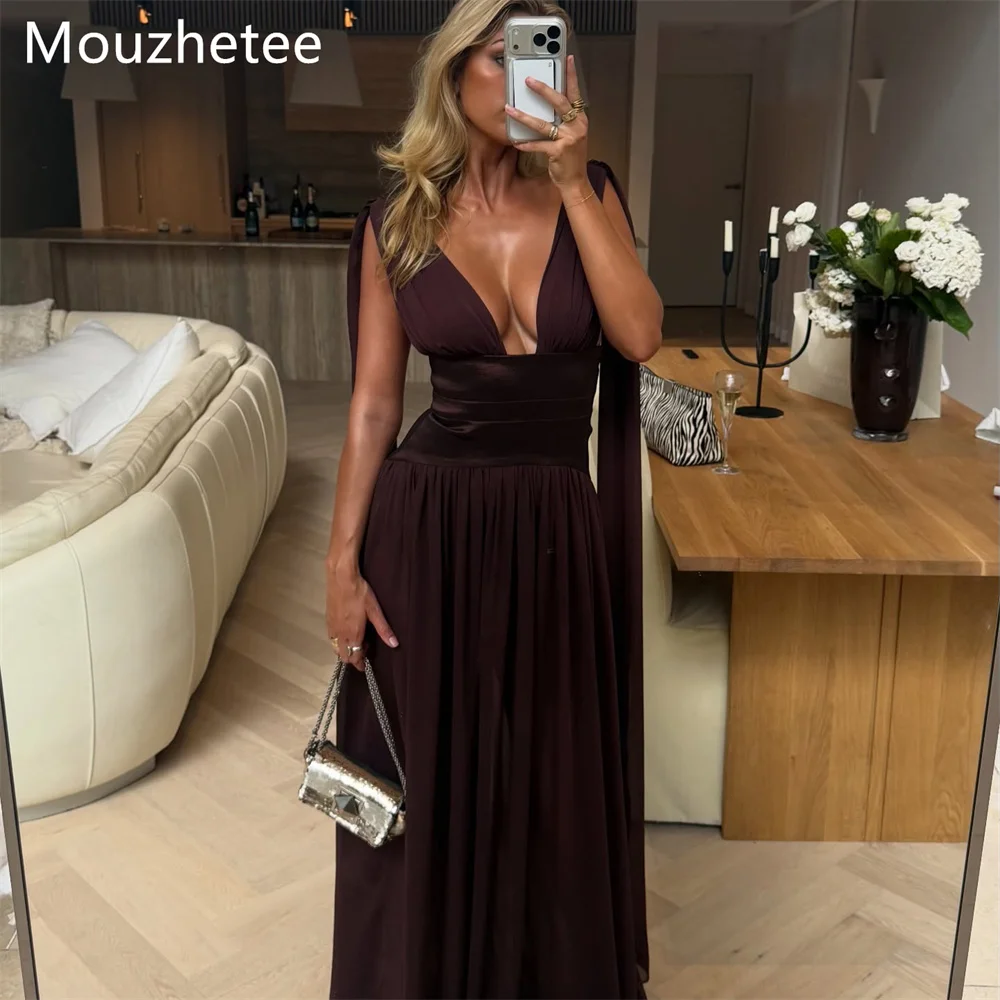 Booma A-Line V-Neck Simple Evening Dresses Sleeveless Sexy Formal Dresses for Women Elegant Prom Gowns Custom Made 2025
Booma A-Line V-Neck Simple Evening Dresses Sleeveless Sexy Formal Dresses for Women Elegant Prom Gowns Custom Made 2025