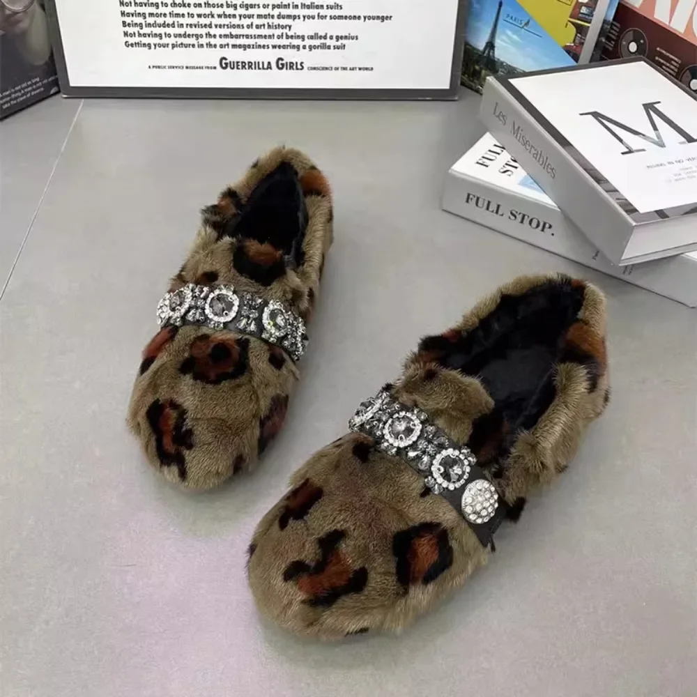 Женские туфли из натурального меха норки, с леопардовым принтом 
Женские туфли из натурального меха норки, с леопардовым принтом
