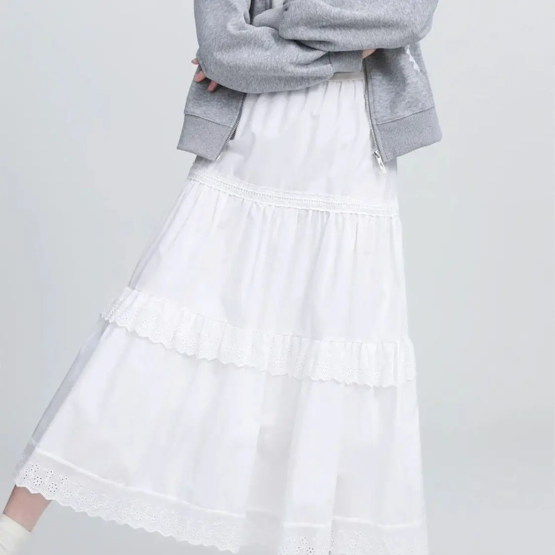 Юбка миди с высокой талией и кружевной отделкой, повседневная, стройнящая, длиной до колена, для комфортных поездок на работу, из полиэфирного волокна, стандартный крой
Юбка миди с высокой талией и кружевной отделкой, повседневная, стройнящая, длиной до колена, для комфортных поездок на работу, из полиэфирного волокна, стандартный крой