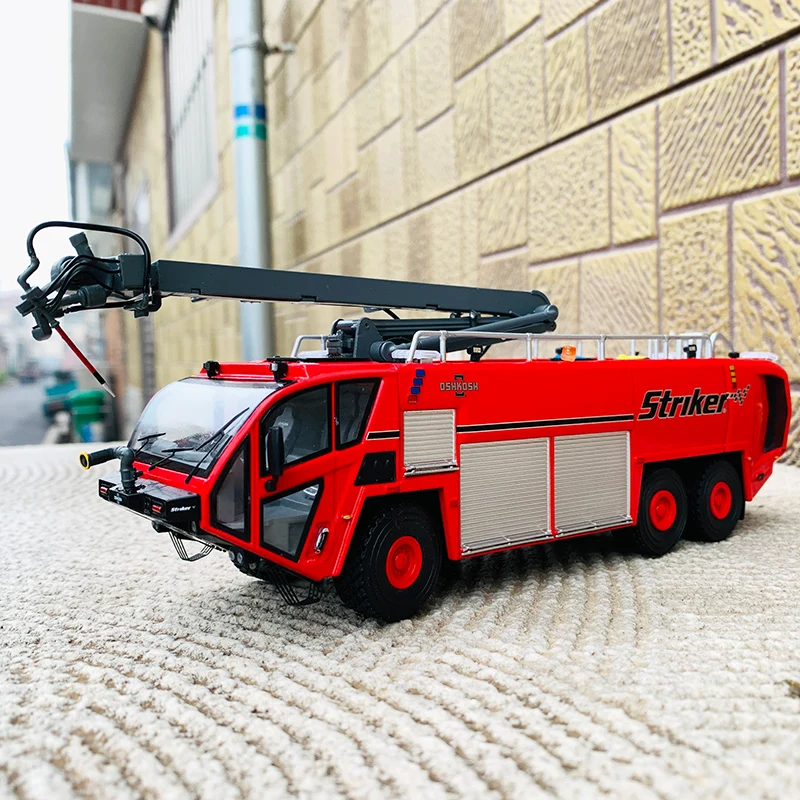 1:50 Original Scale Model,OSHKOSH Striker 6X6 airport products,diecast model for collection and display
1:50 Original Scale Model,OSHKOSH Striker 6X6 airport products,diecast model for collection and display