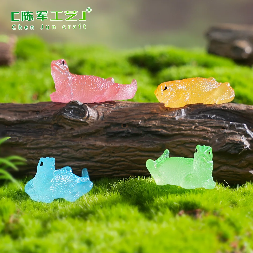 Luminous Lizard Gardening Decoration Cute Tiny Figurine Crawl Resin Fairy Accessories
Luminous Lizard Gardening Decoration Cute Tiny Figurine Crawl Resin Fairy Accessories