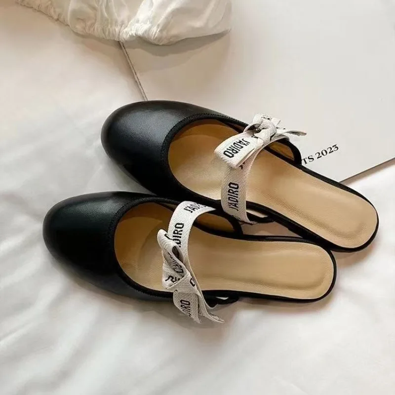 Summer New Womens Shoes Exquisite Round Head Muller Slippers for Woman Elegant French Casual Shoes Designer Shoes Zapatos Mujer
Summer New Womens Shoes Exquisite Round Head Muller Slippers for Woman Elegant French Casual Shoes Designer Shoes Zapatos Mujer