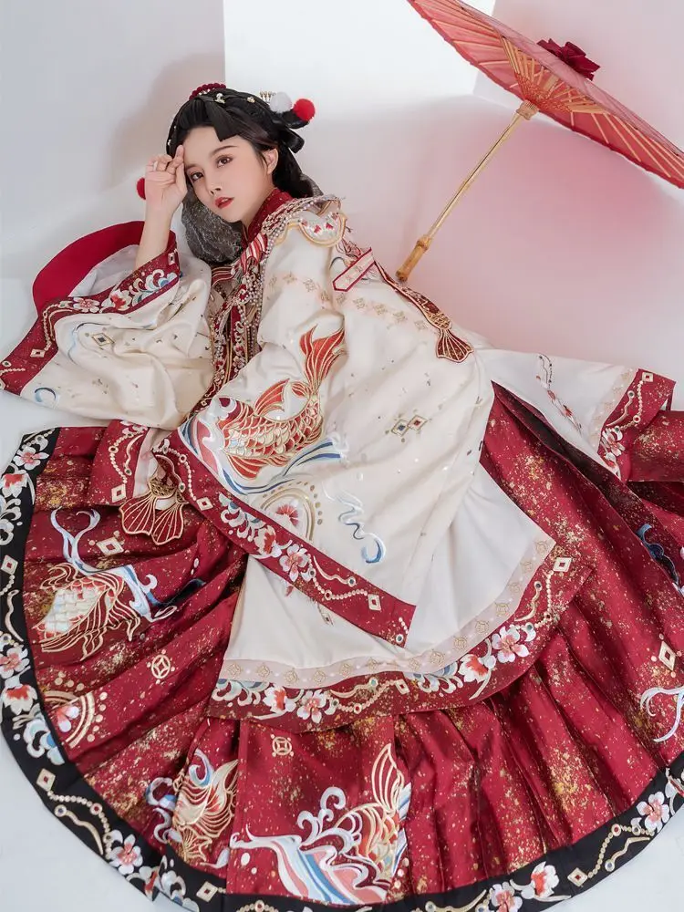 Koi Girl Ming Made Heavy Industry New Year Celebration Leader Horse Face Spring And Autumn Hanfu New Year Embroidery Set
Koi Girl Ming Made Heavy Industry New Year Celebration Leader Horse Face Spring And Autumn Hanfu New Year Embroidery Set