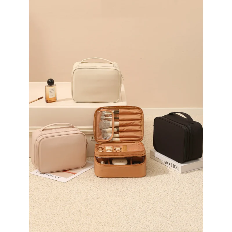Thick Oxford cloth material, single or double layered, suitable for both men and women, fashionable toiletry and makeup bag
Thick Oxford cloth material, single or double layered, suitable for both men and women, fashionable toiletry and makeup bag