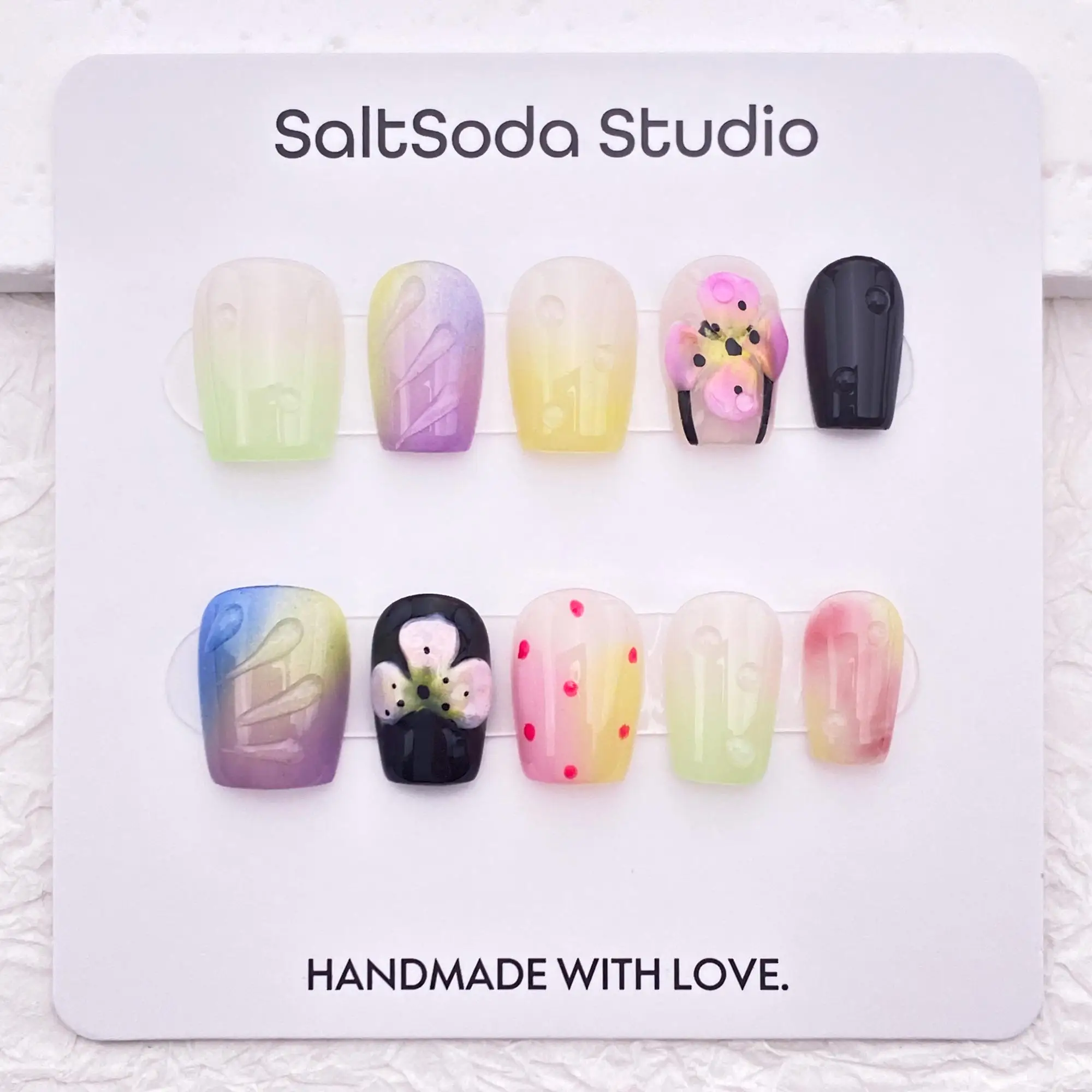 Cute short gradient candy nail art, summer colorful flower nail art, custom handmade nail art, reusable high-quality nail art.
Cute short gradient candy nail art, summer colorful flower nail art, custom handmade nail art, reusable high-quality nail art.