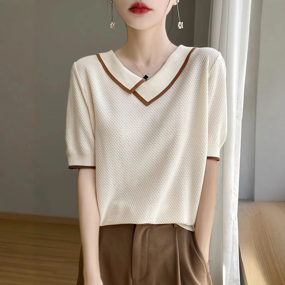 2025 Summer New Fashion Slant V-neck Women Ice Silk Knitted Short Sleeved T-shirt Simple Solid Color Female Casual Tops
2025 Summer New Fashion Slant V-neck Women Ice Silk Knitted Short Sleeved T-shirt Simple Solid Color Female Casual Tops