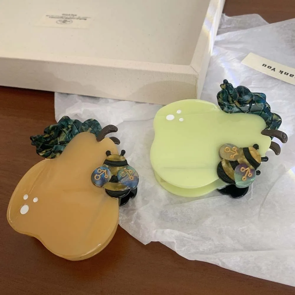 Claw Clip Waterproof Bee Pear Shark Clip Sweet Acrylic Acetic Acid Hair Claw Headwear Cartoon Acetate Hairgrips Girls
Claw Clip Waterproof Bee Pear Shark Clip Sweet Acrylic Acetic Acid Hair Claw Headwear Cartoon Acetate Hairgrips Girls
