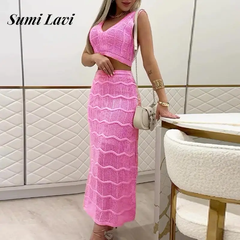 Sexy Hollow Out Knitted Solid Slim Beachwear Set Women Casual Sleeveless 2Pc Suit Elegant V-neck Vest Tops & Long Slirt Outfits
Sexy Hollow Out Knitted Solid Slim Beachwear Set Women Casual Sleeveless 2Pc Suit Elegant V-neck Vest Tops & Long Slirt Outfits