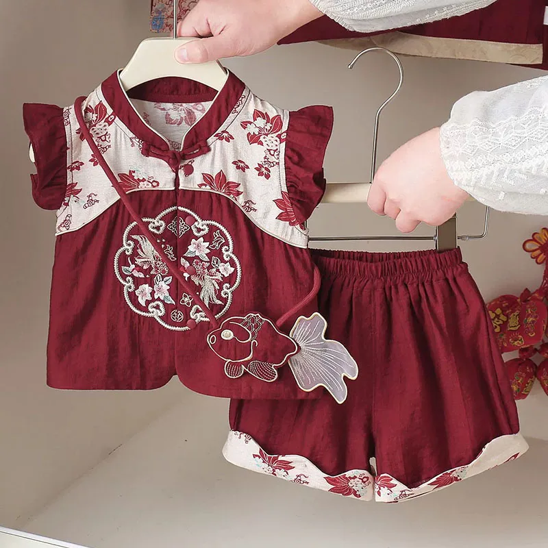 Summer Newborn Girls Clothes Chinese New Year Birthday Cartoon Cute Embroidery Flowers Tops+Shorts+Bag Baby Clothing Sets B299
Summer Newborn Girls Clothes Chinese New Year Birthday Cartoon Cute Embroidery Flowers Tops+Shorts+Bag Baby Clothing Sets B299