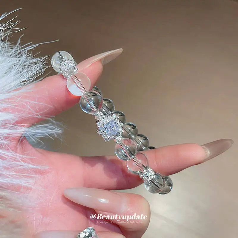 Zircon flower black gold yellow crystal fashionable and versatile high-end niche temperamen
Zircon flower black gold yellow crystal fashionable and versatile high-end niche temperamen