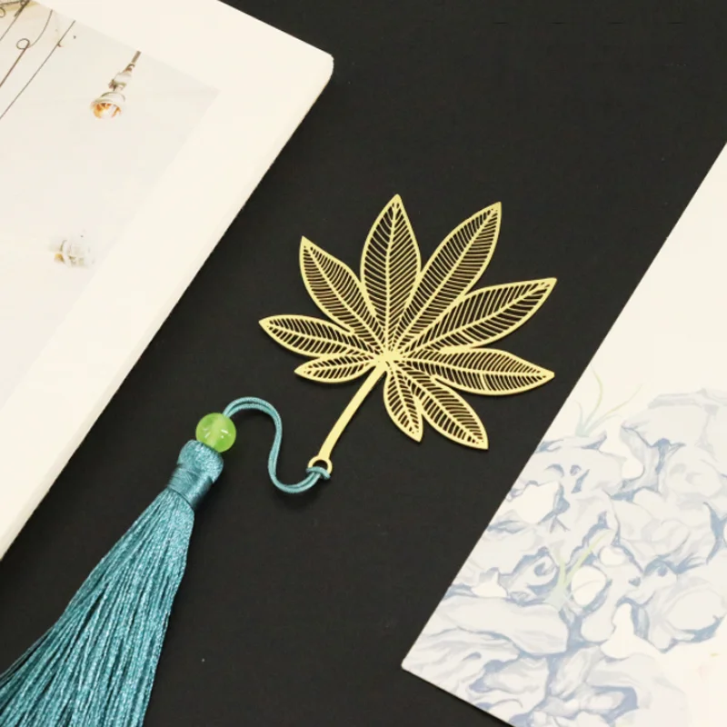 1pc Kawaii Fatsia Japonica Bookmark Student Exquisite Study Office Portable Reading Stationery DIY Metal Decoration Supplies
1pc Kawaii Fatsia Japonica Bookmark Student Exquisite Study Office Portable Reading Stationery DIY Metal Decoration Supplies