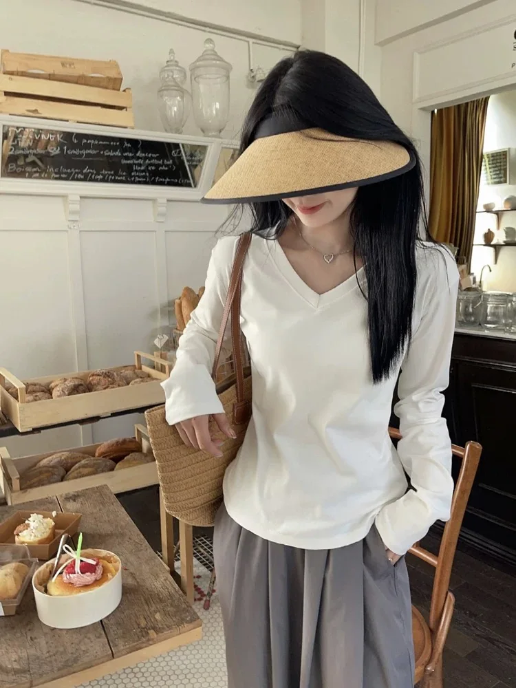 Women's Long Sleeve V-Neck T-Shirt 95 Cotton plus Size Slim Fit Versatile Base Layer Shirt Shoulder Width Appropriate Top
Women's Long Sleeve V-Neck T-Shirt 95 Cotton plus Size Slim Fit Versatile Base Layer Shirt Shoulder Width Appropriate Top