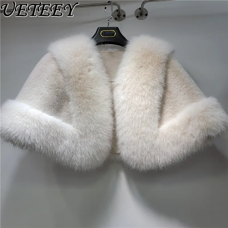 2025 Autumn Winter New Fur Shawl for Women Imitation Mink Fox Fur Collar Dress Cheongsam Cape Coat Thickened Warm Short Shawl
2025 Autumn Winter New Fur Shawl for Women Imitation Mink Fox Fur Collar Dress Cheongsam Cape Coat Thickened Warm Short Shawl