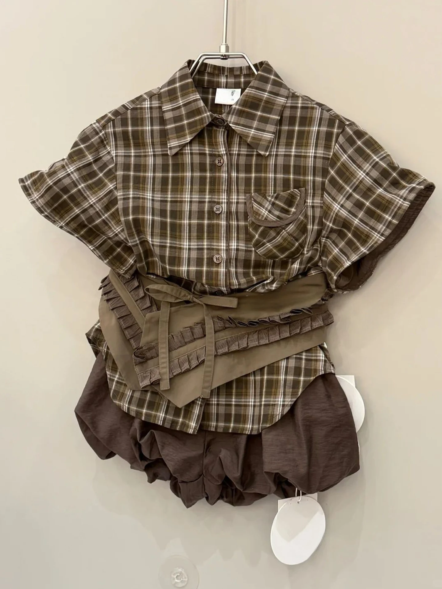 Girls Plaid Brown Shirt Short Sleeve Children Summer Fashionable Top Casual Style Korean Style Kids Clothing Easy Care Fabric
Girls Plaid Brown Shirt Short Sleeve Children Summer Fashionable Top Casual Style Korean Style Kids Clothing Easy Care Fabric