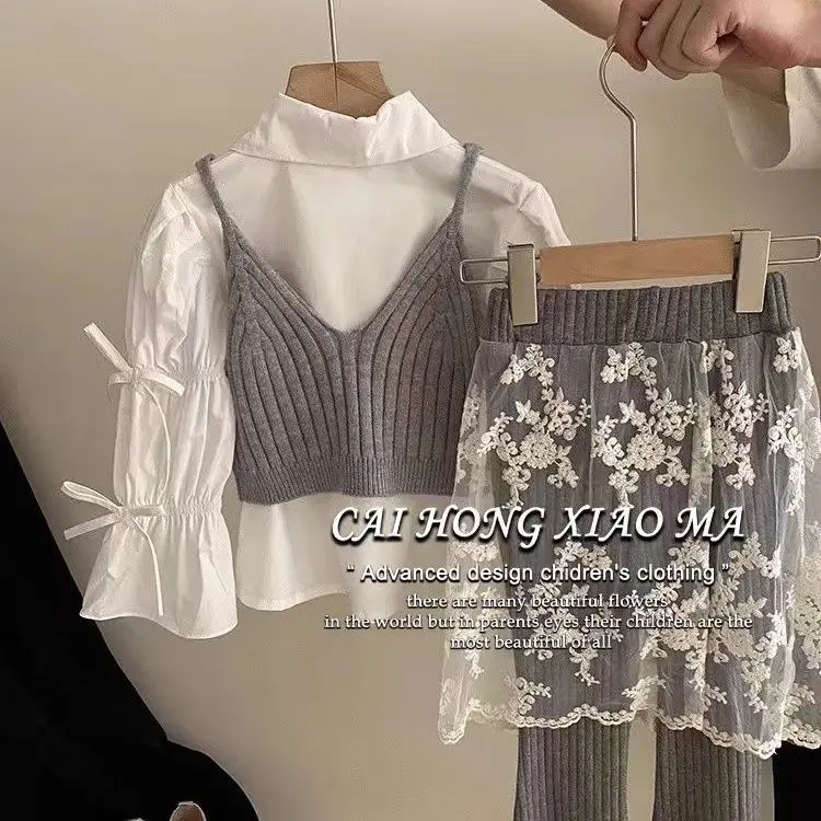 Kids Girls Sweet 2-Piece Set White Puff Sleeve Shirt with Bow Detail+Gray Sequin Knit Cami Vest Casual Spring Outfit for Toddler
Kids Girls Sweet 2-Piece Set White Puff Sleeve Shirt with Bow Detail+Gray Sequin Knit Cami Vest Casual Spring Outfit for Toddler