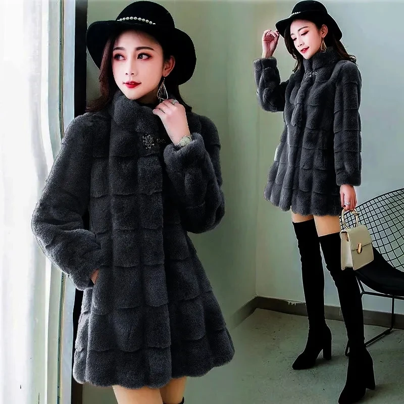 Winter Faux Fur Coat 2023 New Women's Jackets Long Large Size Loose Imitation Mink Coat Female Clothing Warm Thicken Outwear
Winter Faux Fur Coat 2023 New Women's Jackets Long Large Size Loose Imitation Mink Coat Female Clothing Warm Thicken Outwear