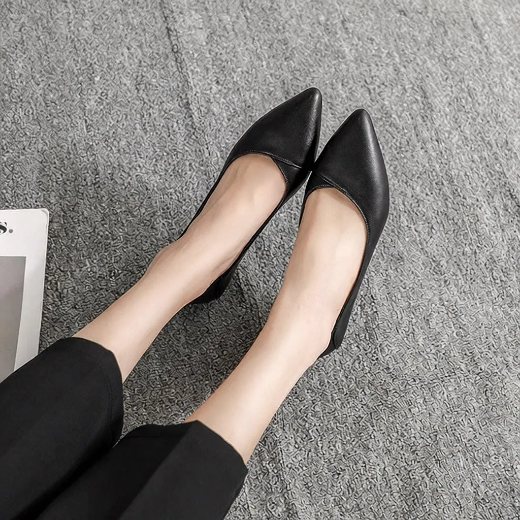 Soft Leather Flat Bottom Work Shoes Women's Black Pointed Toe Slip-On Comfortable Professional Interview Air Stewardess Shoes
Soft Leather Flat Bottom Work Shoes Women's Black Pointed Toe Slip-On Comfortable Professional Interview Air Stewardess Shoes