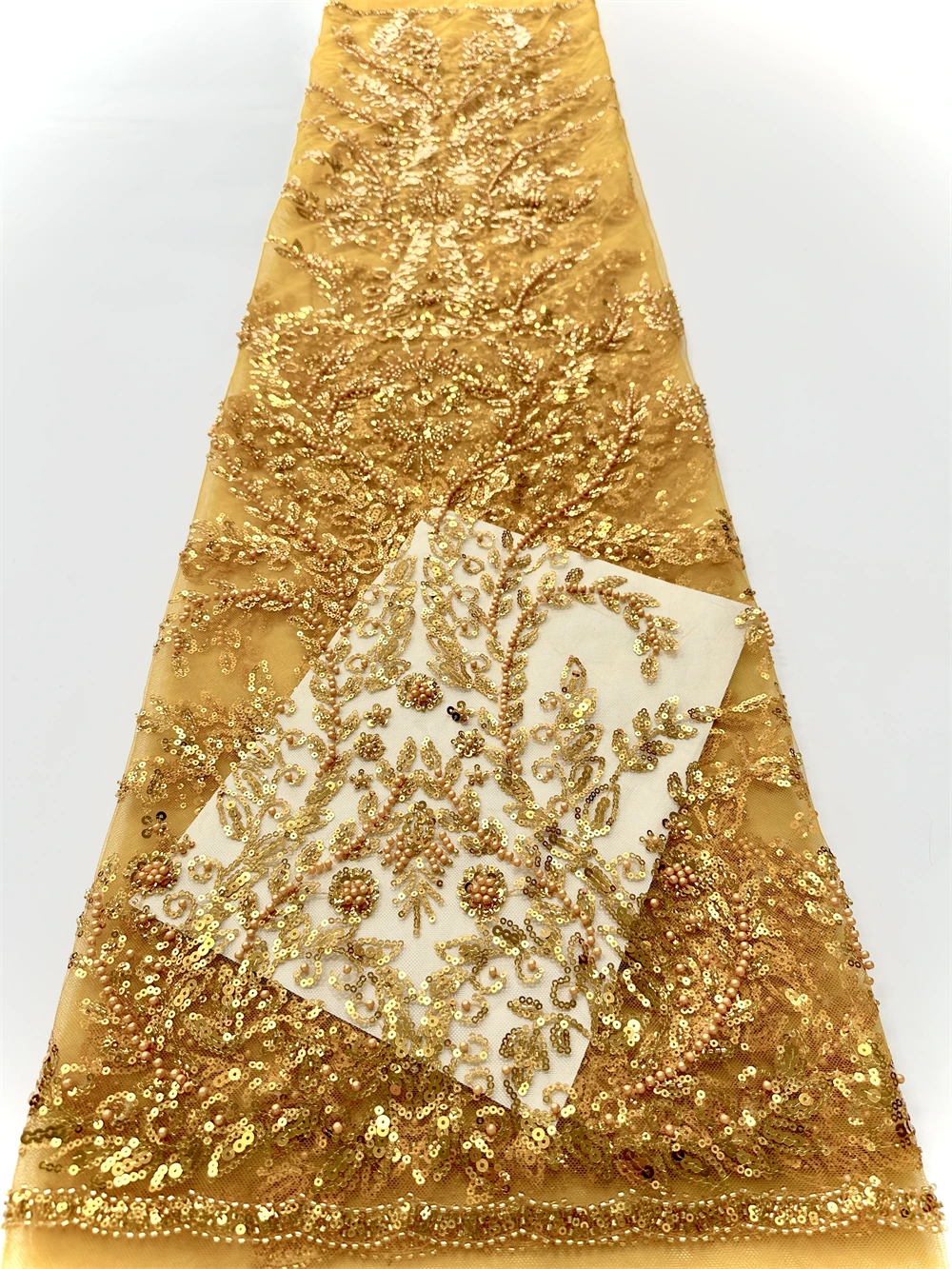 Роскошная французская сетчатая кружевная ткань с бусинами 2026, высокое качество, африканское нигерийское кружево с блестками для женщин, свадебные платья, шитье
Роскошная французская сетчатая кружевная ткань с бусинами 2026, высокое качество, африканское нигерийское кружево с блестками для женщин, свадебные платья, шитье