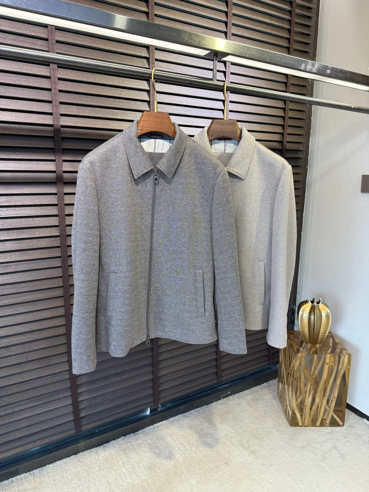 Italian LP old money style, autumn and winter cashmere mixed fiber business casual jacket
Italian LP old money style, autumn and winter cashmere mixed fiber business casual jacket