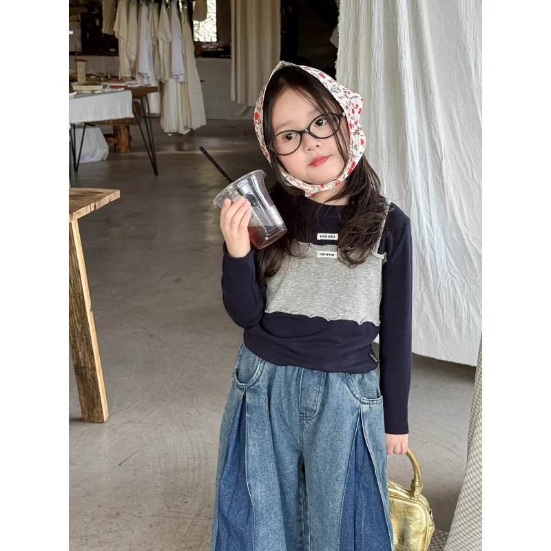 Children's Clothing Girls' Autumn Outfits2025New Style Children's Fashionable Fake Two-Piece Top and Jeans Set Baby Clothes
Children's Clothing Girls' Autumn Outfits2025New Style Children's Fashionable Fake Two-Piece Top and Jeans Set Baby Clothes