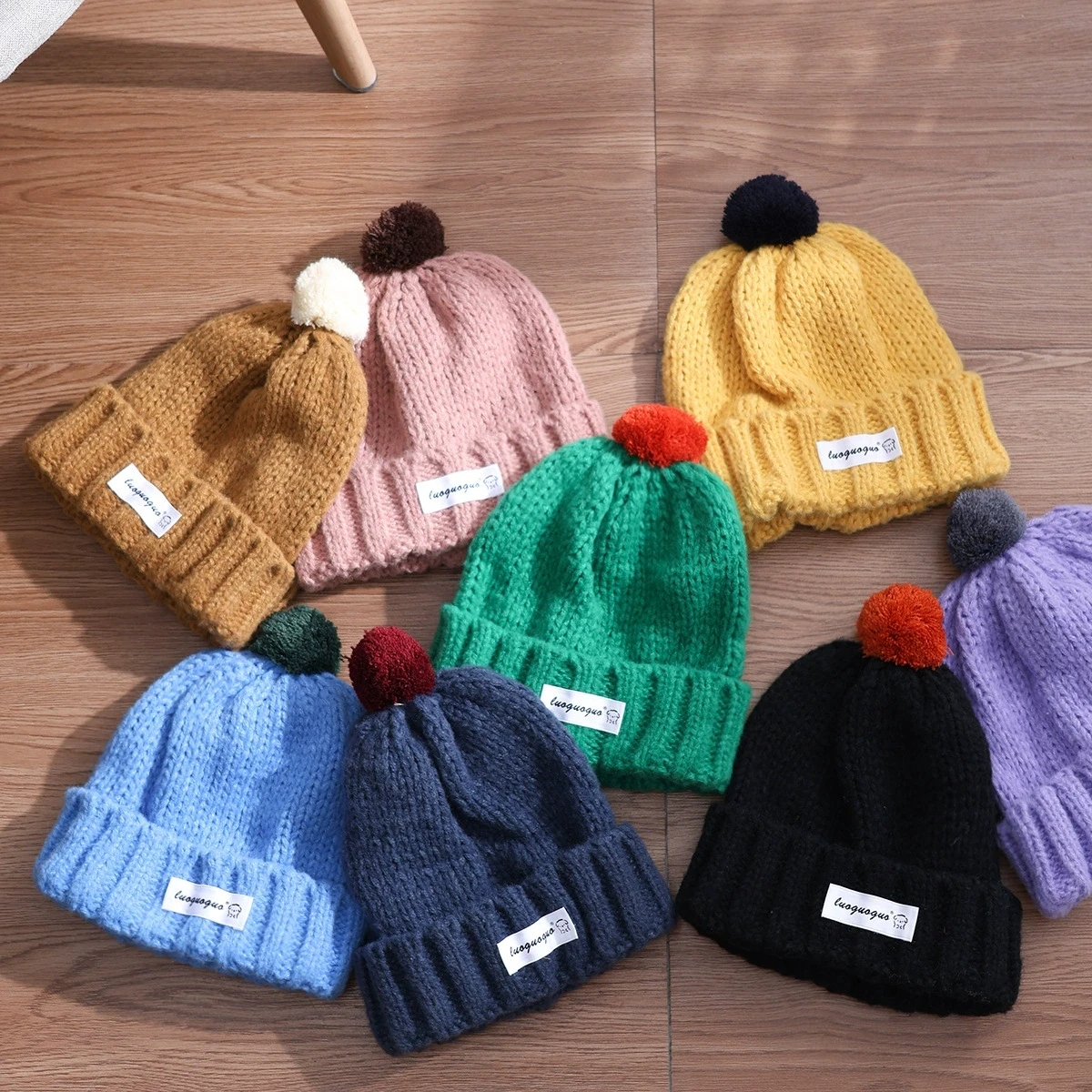 Модная вязаная шапка в корейском стиле, шерстяная шапка для девочек и мальчиков, вязаная шапка с помпоном, зимняя теплая шапка, детские лыжные шапки
Модная вязаная шапка в корейском стиле, шерстяная шапка для девочек и мальчиков, вязаная шапка с помпоном, зимняя теплая шапка, детские лыжные шапки