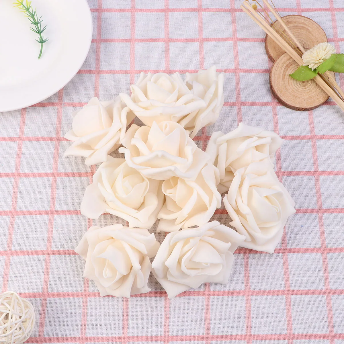100 Pcs Artificial Rose Heads Decor Flower Fake Roses Event Decorations Wedding
100 Pcs Artificial Rose Heads Decor Flower Fake Roses Event Decorations Wedding