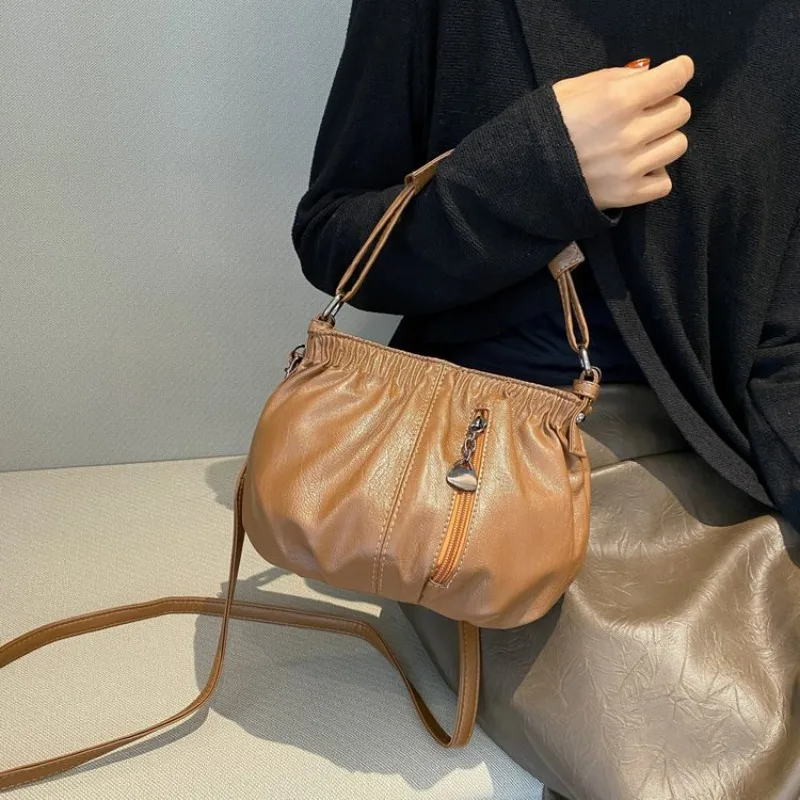 Unique Leisure Diaper Bag For Ladies Designer Leather Shoulder Bag High End Textured Original Retro Satchel For Work Travel
Unique Leisure Diaper Bag For Ladies Designer Leather Shoulder Bag High End Textured Original Retro Satchel For Work Travel