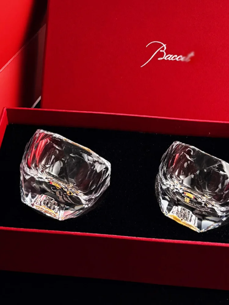 High-End Gold Foil Crystal Glass Wine Glasses Handmade Double Set for Home Use White Whiskey Liquor Cups Creative Gift Box
High-End Gold Foil Crystal Glass Wine Glasses Handmade Double Set for Home Use White Whiskey Liquor Cups Creative Gift Box
