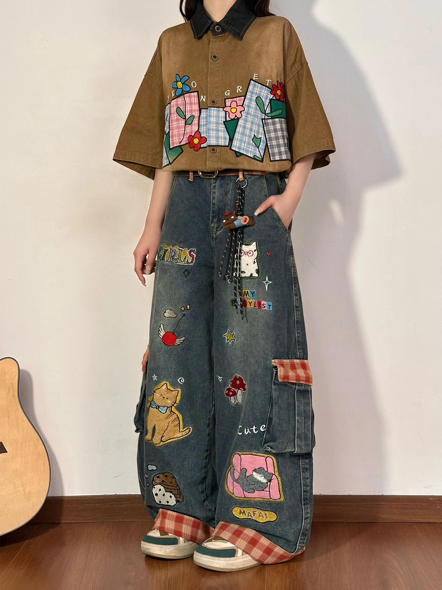 Original Embroidery Wide Leg Jeans Women's Loose Fit Street Style Patchwork Denim Trousers Vintage Wear Resistant
Original Embroidery Wide Leg Jeans Women's Loose Fit Street Style Patchwork Denim Trousers Vintage Wear Resistant