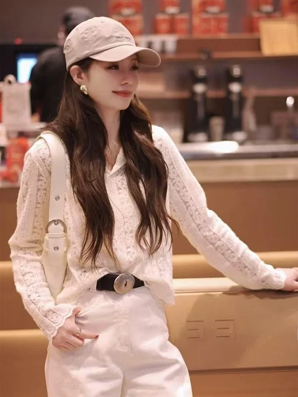 Elegant Hollow out Lace Hook Knitted Hat Top Women's Fashionable Korean Style Loose Fit Long Sleeve Crew Neck Pullover
Elegant Hollow out Lace Hook Knitted Hat Top Women's Fashionable Korean Style Loose Fit Long Sleeve Crew Neck Pullover