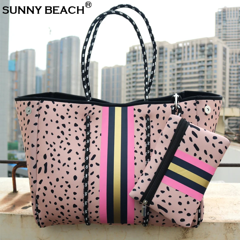 Vivi Fashion Summer Large All-match American Women Luxury Shoulder Bag Neoprene Bolsas Female Diving Daily Diaper Handbag
Vivi Fashion Summer Large All-match American Women Luxury Shoulder Bag Neoprene Bolsas Female Diving Daily Diaper Handbag