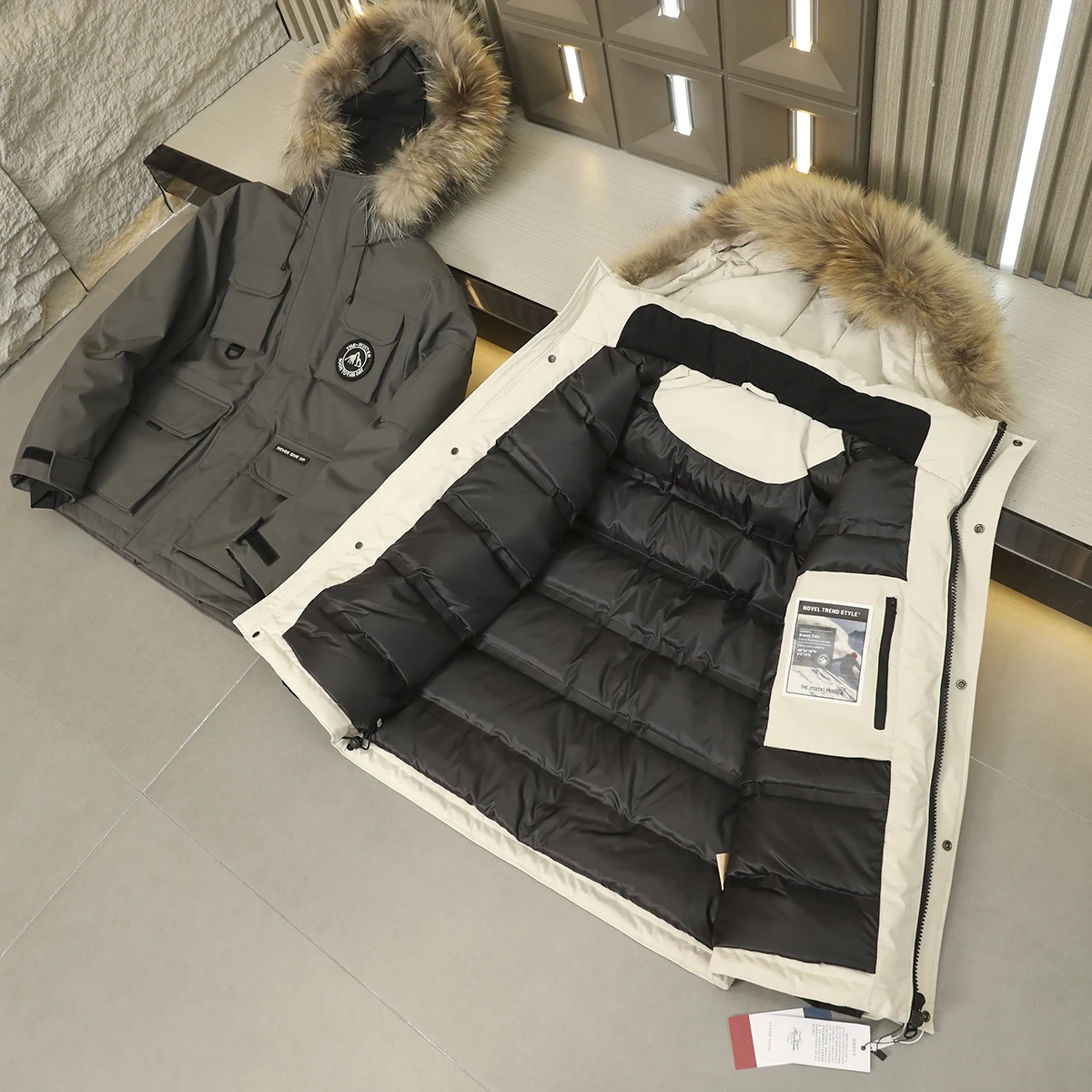 Premium Men's down Jaet 90% Du down Fur Collar Hooded Poly Fiber Modern Sle Windproof Regular Fit Autumn Winter Coat
Premium Men's down Jaet 90% Du down Fur Collar Hooded Poly Fiber Modern Sle Windproof Regular Fit Autumn Winter Coat