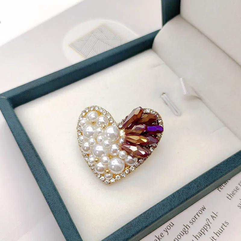 Жемчужная брошь, женская мода и элитный смысл, булавка-брошь в форме сердца, антибликовая застежка, аксессуар-булавка для костюмного воротника
Жемчужная брошь, женская мода и элитный смысл, булавка-брошь в форме сердца, антибликовая застежка, аксессуар-булавка для костюмного воротника