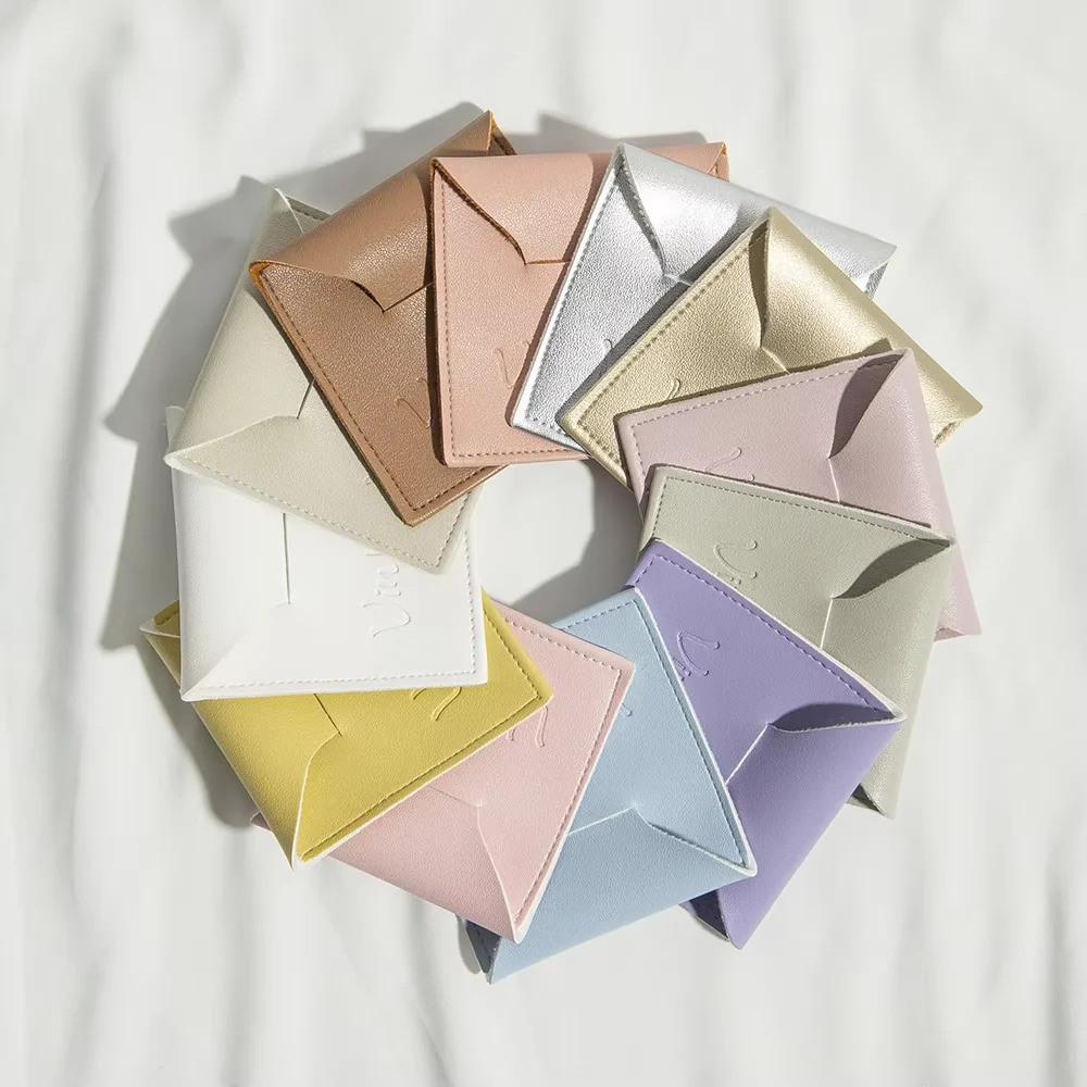 100 шт., кожаный конверт, подарочная сумка, персонализированный логотип с принтом, сумка для ювелирных изделий, модные серьги, ожерелье, брошь, посылка
100 шт., кожаный конверт, подарочная сумка, персонализированный логотип с принтом, сумка для ювелирных изделий, модные серьги, ожерелье, брошь, посылка