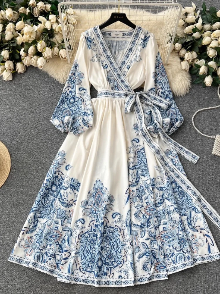 Spring V-neck Lantern Sleeve High Waist Loose Robe Women New Fashion Elegant Vintage Print Party Vacation Dresses vestidos
Spring V-neck Lantern Sleeve High Waist Loose Robe Women New Fashion Elegant Vintage Print Party Vacation Dresses vestidos