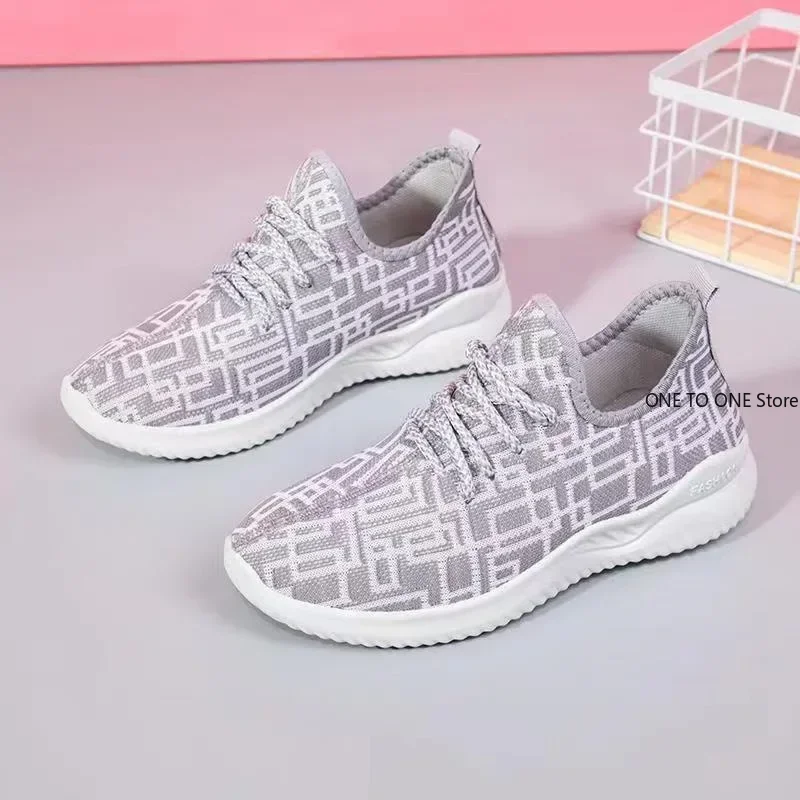 Men's Casual Sports Shoes Lightweight Breathable Mesh Summer Outdoor Anti Slip Running Shoes Fashion Student Versatile Sneakers
Men's Casual Sports Shoes Lightweight Breathable Mesh Summer Outdoor Anti Slip Running Shoes Fashion Student Versatile Sneakers