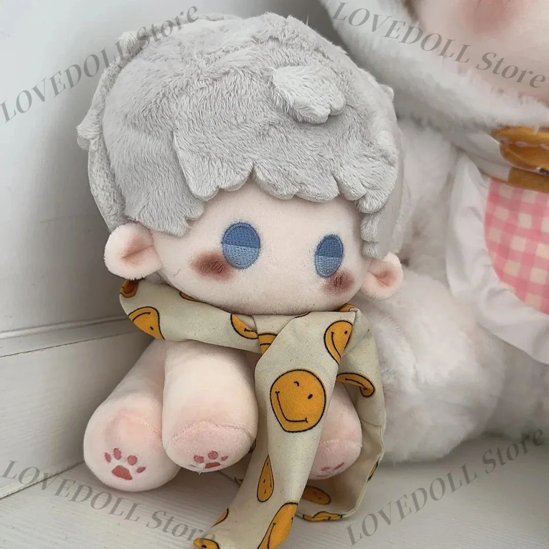 Новая плюшевая кукла-фигурка Ксавье из Love and Deepspace, 15 см, в сидячей позе, аниме-игрушка, мягкая игрушка, Q-версия, украшение для комнаты, подарок для девочки
Новая плюшевая кукла-фигурка Ксавье из Love and Deepspace, 15 см, в сидячей позе, аниме-игрушка, мягкая игрушка, Q-версия, украшение для комнаты, подарок для девочки