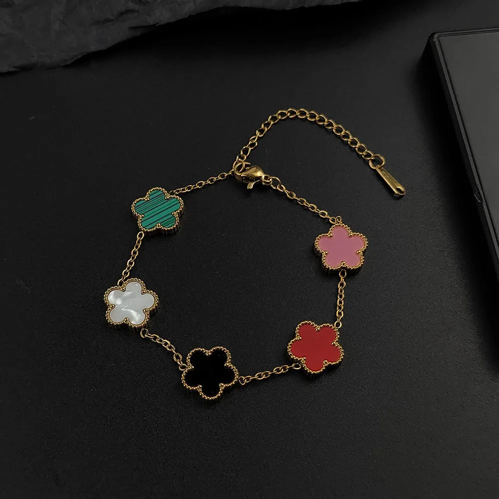 Fashion Five Leaf Clover Stainless Steel Bracelet, Women's Casual Commuter Elegant Hand Jewelry, Anniversary Gift.
Fashion Five Leaf Clover Stainless Steel Bracelet, Women's Casual Commuter Elegant Hand Jewelry, Anniversary Gift.