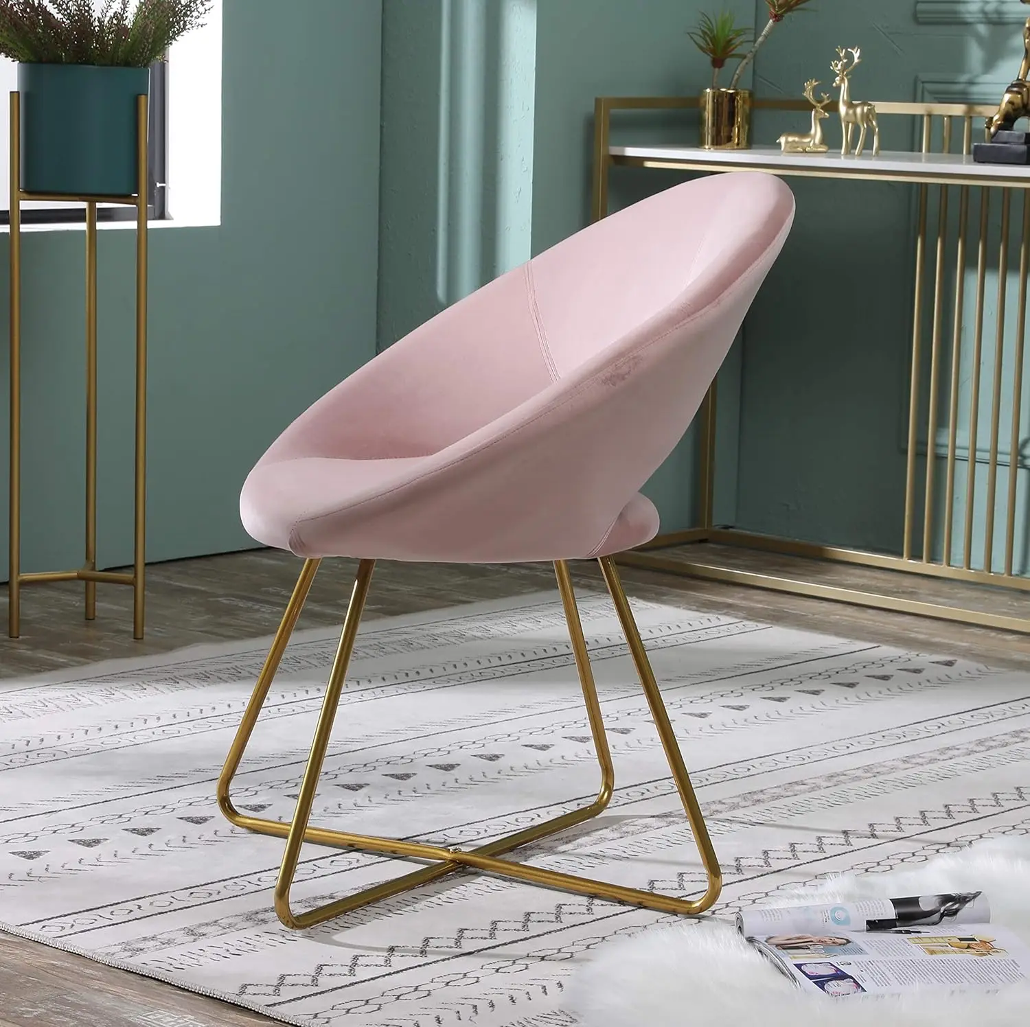 Slatina Silky Velvet Upholstered Accent Chair With Gold Tone Finished Base, Pink
Slatina Silky Velvet Upholstered Accent Chair With Gold Tone Finished Base, Pink