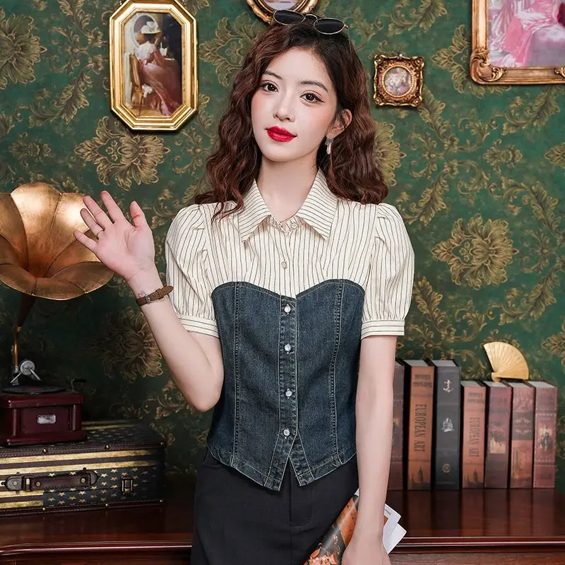 Women Clothes Summer Korean Fashion Button Contrasting Colors Polo Collar Short Sleeve Shirts Ladies Fashionable Patchwork Tops
Women Clothes Summer Korean Fashion Button Contrasting Colors Polo Collar Short Sleeve Shirts Ladies Fashionable Patchwork Tops