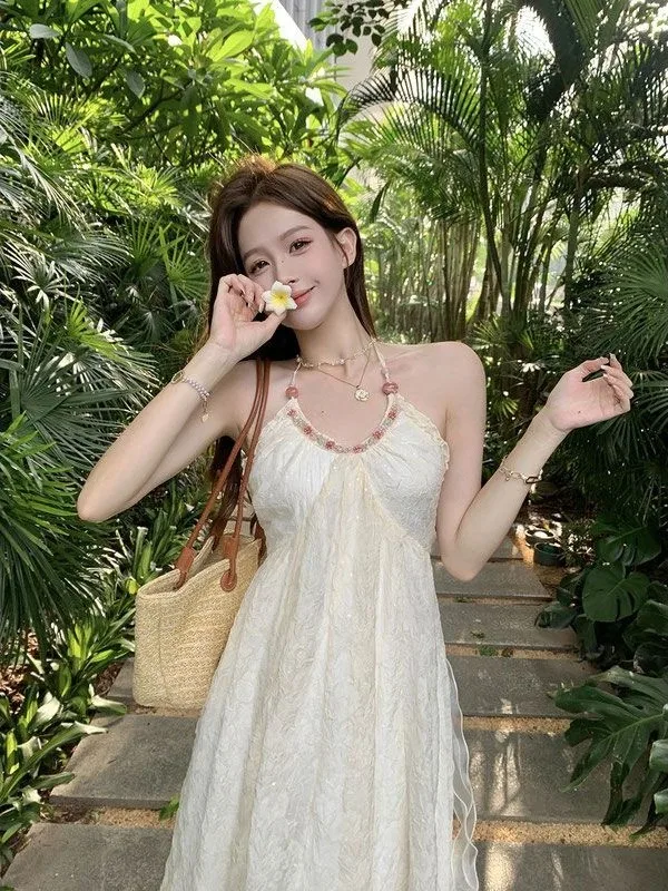 Summer Vacation Style Backless Strapless Chiffon Dress Women's Fashionable Casual Korean Style Suitable for Various Occasions
Summer Vacation Style Backless Strapless Chiffon Dress Women's Fashionable Casual Korean Style Suitable for Various Occasions