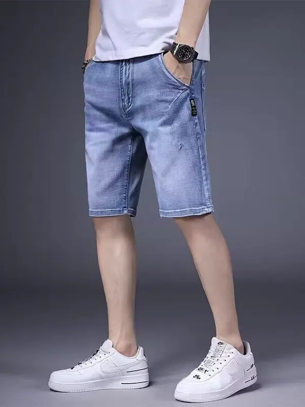 Новые летние тонкие повседневные свободные мужские джинсовые шорты-брюки средней длины с эластичной резинкой, модные брендовые, 2025 год, шорты-панталоны
Новые летние тонкие повседневные свободные мужские джинсовые шорты-брюки средней длины с эластичной резинкой, модные брендовые, 2025 год, шорты-панталоны